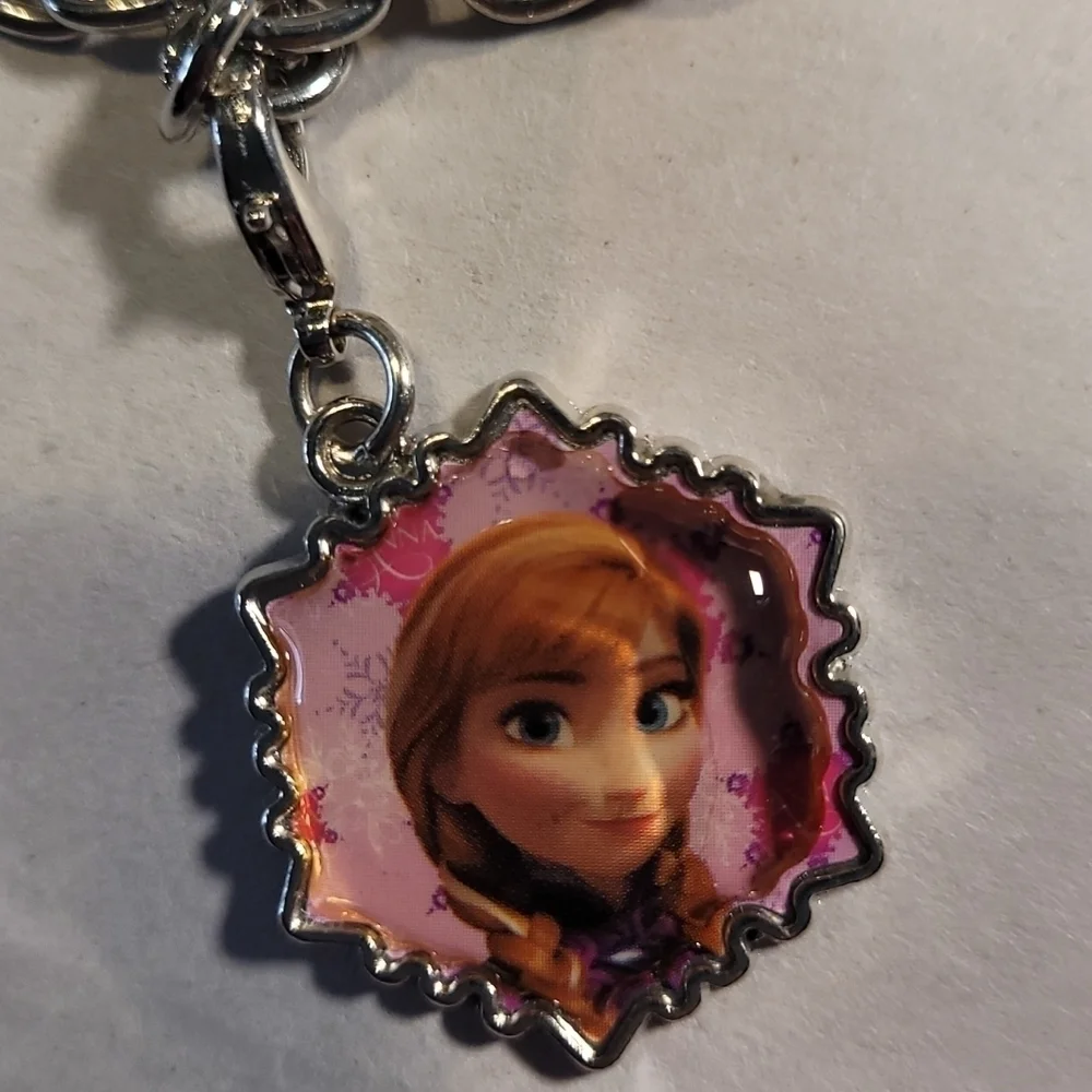 Disney Girls Charm Bracelet NEW